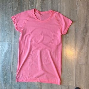 Hot pink Lululemon swiftly tech short sleeve